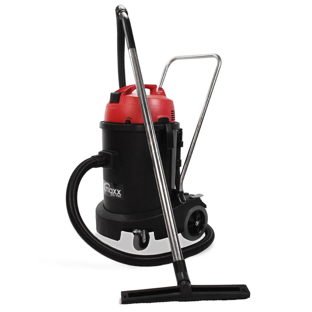 Maxx Pro Vac 1400W commercial wet/dry vacuum with black 12 gal tank, red lid, hose, and metal floor wand